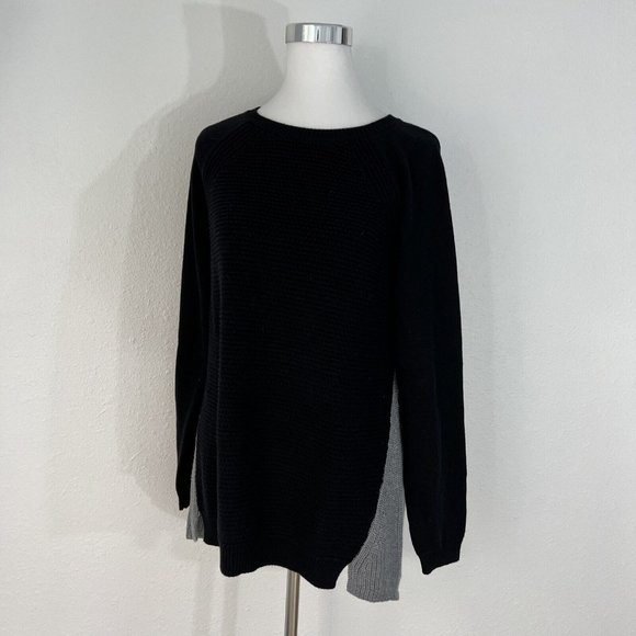 Womens Anatara Sweater L Cable Knit Black Charcoal Gray Chunky NWT - Picture 2 of 16